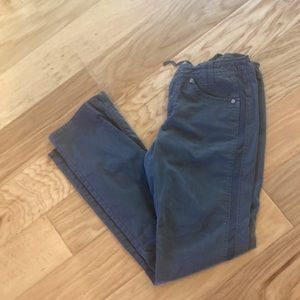 Kuhl born in the mountain Khaki green 6 reg